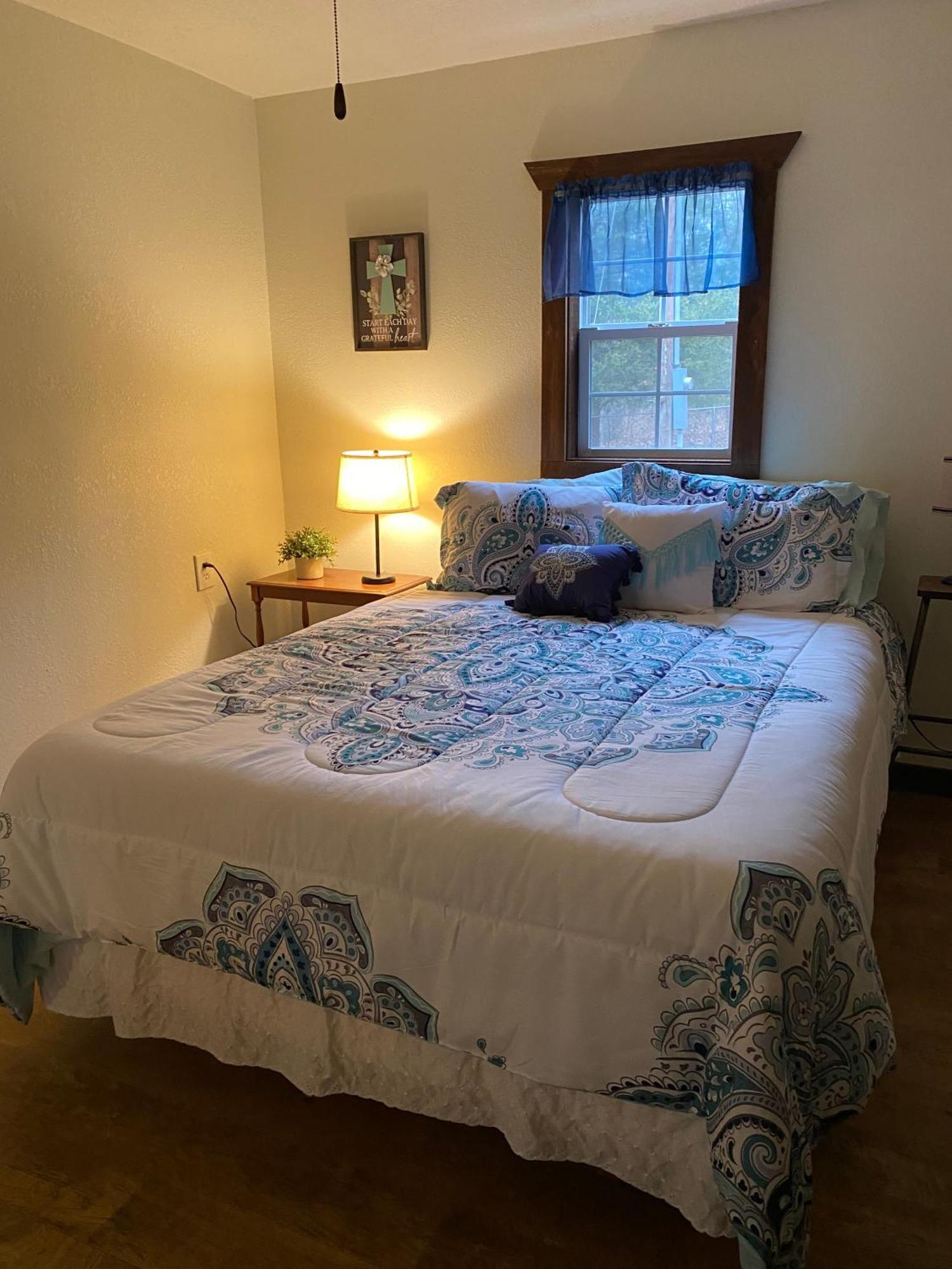 Dragonfly Meadows Guesthouse Stoutland Eksteriør bilde